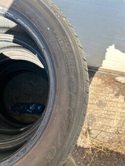 Pneu 225/55R18 - 5