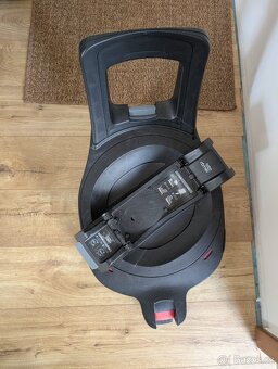 Britax Römer Baby-Safe 3 i-Size Midnight Grey + základňa - 5