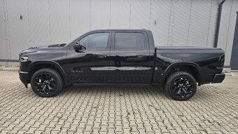 Dodge Ram 1500 Limited Black Head-up pneumatika - 5