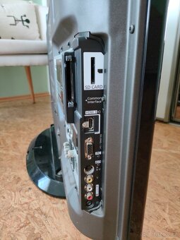 Televizor Panasonic TX-P37X10 - 5