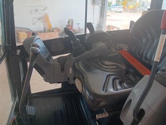 Minibagr Kubota KX016-4 - 5