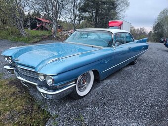 Cadillac Coupe de Ville 6.4 V8 Automat z roku 1960 - 5