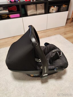 Maxi-cosi pebble + Isofix 2way - 5