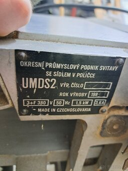 Dřevoobraběci stroj UMDS 2A - 5