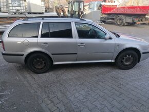 Škoda octavia 1,9TDi 81kW - kombi - 5