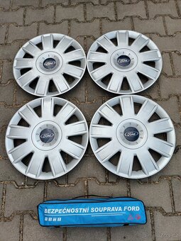 Originální poklice Ford 15' s výbavou - 5