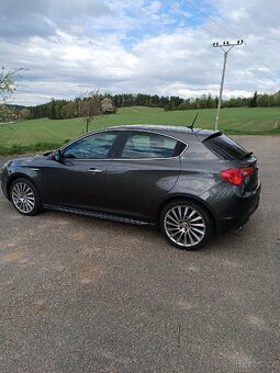 Alfa Romeo Giulietta 2.0 Jtdm 125kw QV - 5