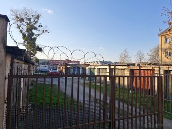 Pronájem zabezpečené garáže/skladu v Ostravě, Přívoz - 5