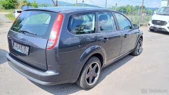 Ford Focus 1.6 16v rok 2005 klima - 5