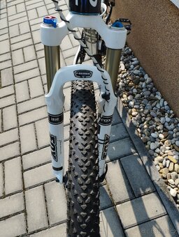 Celoodpružené horské kolo Giant Anthem X 26" vel. M - 5