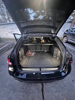 BMW 540i - 5