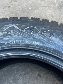Nokian Hakkapeliitta C3 zimní pneumatika s hroty 205/65/16C - 5