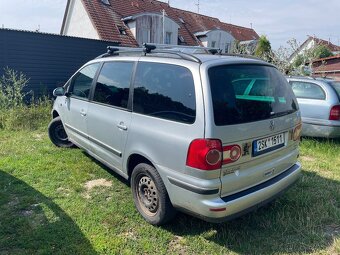 Vw sharan 1.9 tdi 85kw 7 místný - 5