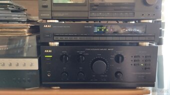 Zesilovač AKAI AM 57 - 5