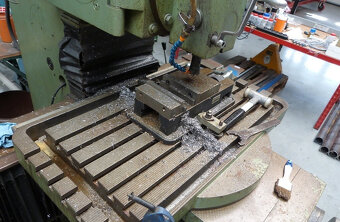 Frézka Maho MH 800 - 5