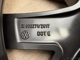 Originál kola R20 Volkswagen Touareg matné - 5