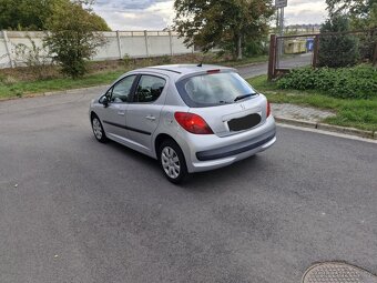 Peugeot 207 1.4i 70.Kw Exclusive Rok.výroby 2008 - 5