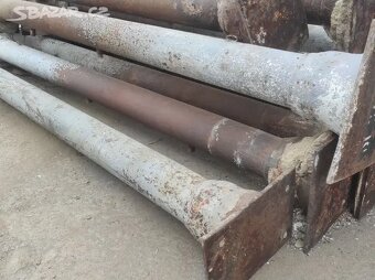 Staré železné sloupy, železný sloup, 36 ks - 5
