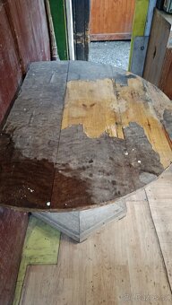 Starožitný Stůl na Jedné Noze – Vhodný k Renovaci - 5