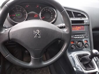 Peugeot 5008 1,6 VVTI 88 Kw 2014 - 5