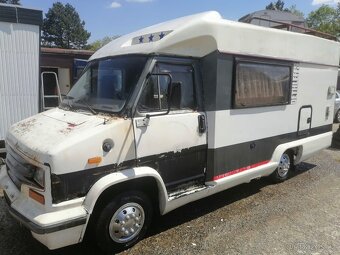 Obytný automobil Fiat 280 - 5