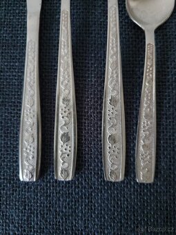 RETRO RUSKE PRIBORY - 5