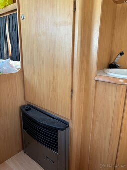 Prodám Karavan beyerland Sprinter 420 L-B - 5