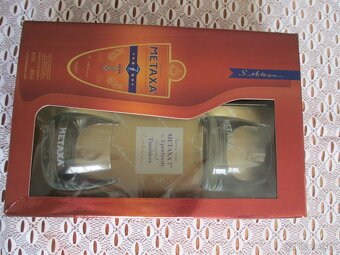 Dřevěná krabice obraz. krabice na víno a metaxu, košíček - 5