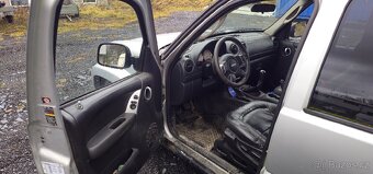 Jeep Cherokee KJ 2.5 CRD - 5