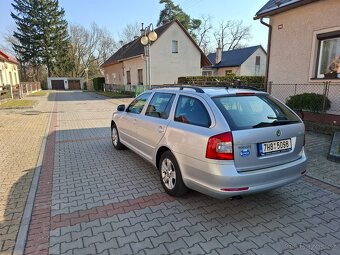 Škoda Octavia 2 facelift combi - 5