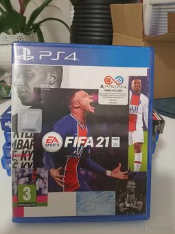 hry na ps4 - ovladač - levně - 5