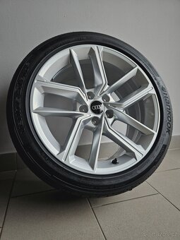 Orig. Audi 5x112 Letní 245/40/18 - 5