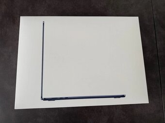 💻 Apple MacBook Air 15" (2025) – M4 | 16GB RAM | 256GB SSD - 5
