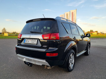 Peugeot 4007 2,2 HDi 4x4, 7 míst - 5