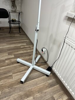 SVĚTLO KOSMETICKÁ LAMPA S LUPOU - 5