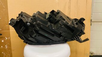 Levé přední světlo Škoda Octavia 4 - 5