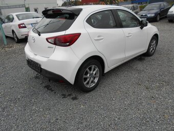 MAZDA 2 1.5 I - 5