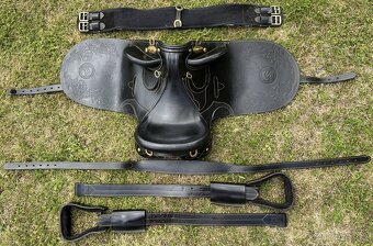 Australské sedlo bez hrušky černé - 5