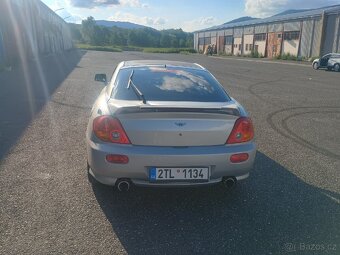 Hyundai coupe Tiburon 2.7 V6 - 5