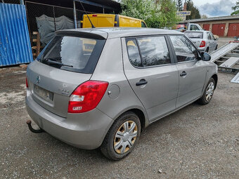 Śkoda Fabia 1.2 Htp   2009    58000km  44kW - 5