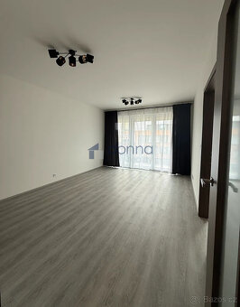 Pronájem bytu 2+kk/L 60m², ul. Poděbradská, Praha 9 - Hloubě - 5
