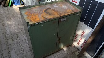 Skříň na nářadí kovová, bytelná - 5