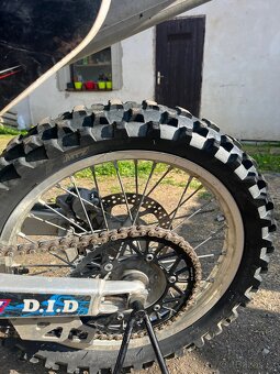 Yamaha yzf 450 2005+oblečení a helma - 5