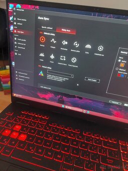 HERNÍ NOTEBOOK ASUS TUF A16 (RTX 4070, Ryzen AI 9 HX 370) - 5