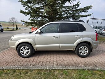 Hyundai Tucson 4x4 2.0 CRDi 103 KW-TAŽNÉ-KLIMA-2007-193 tkm - 5