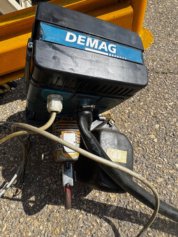 Sloupový jeřáb Demag 300kg - 5