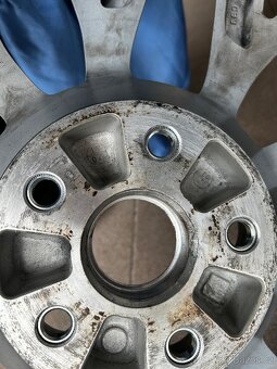 Originální 19" Kola Subaru WRX STI - 5