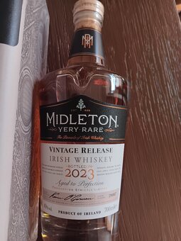 Irská whiskey Midleton Very Rare 2023 - 5