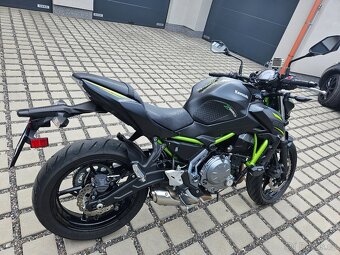 Prodám  kawasaki  Z650 rok 2019 - 5