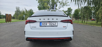 Škoda Octavia IV RS 2,0 TSI 195 kW facelift - 5